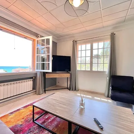 Apartment Agreable Grand 3 Pieces Climatise Avec Vue Menton