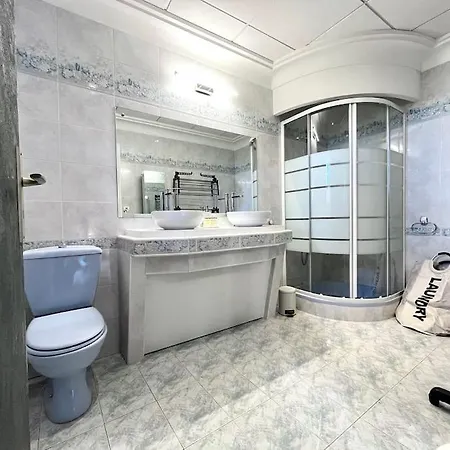 Apartment Agreable Grand 3 Pieces Climatise Avec Vue Menton