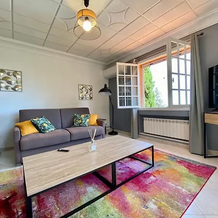 Apartment Agreable Grand 3 Pieces Climatise Avec Vue