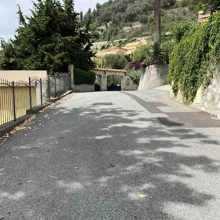 Agreable Grand 3 Pieces Climatise Avec Vue * Menton